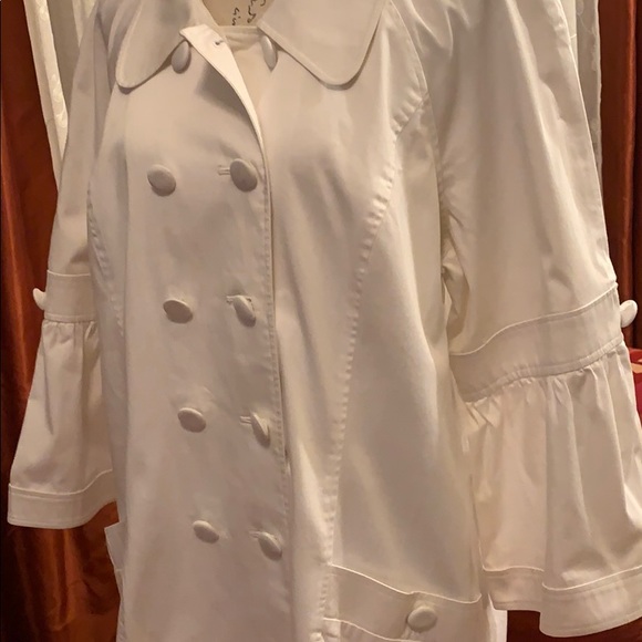 White Dressy Trench Jacket/Coat - Picture 12 of 13
